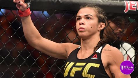 Claudia Gadelha Biography